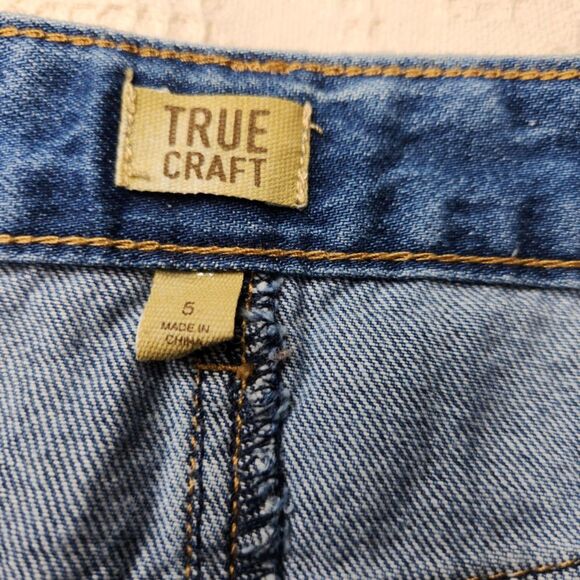 True Craft Women’s Distressed Denim Mini Skirt Size 5 Two Wash Retro Casual Chic - Picture 3 of 8